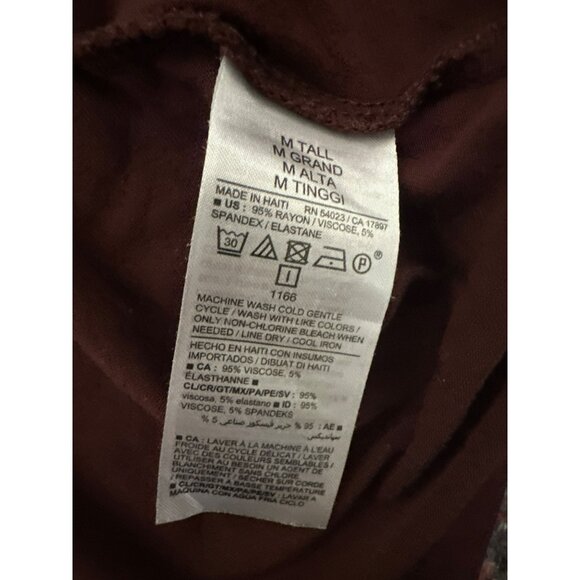 Old Navy Luxe M Tall Dark Maroon V-Neck T-Shirt Basic Casual Top - Picture 3 of 4